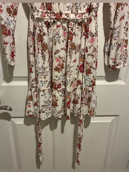 Loft Women’s Beautiful Long Sleeve Floral Dress in Great Condition Size XXSP $15 - Picture 6 of 8
